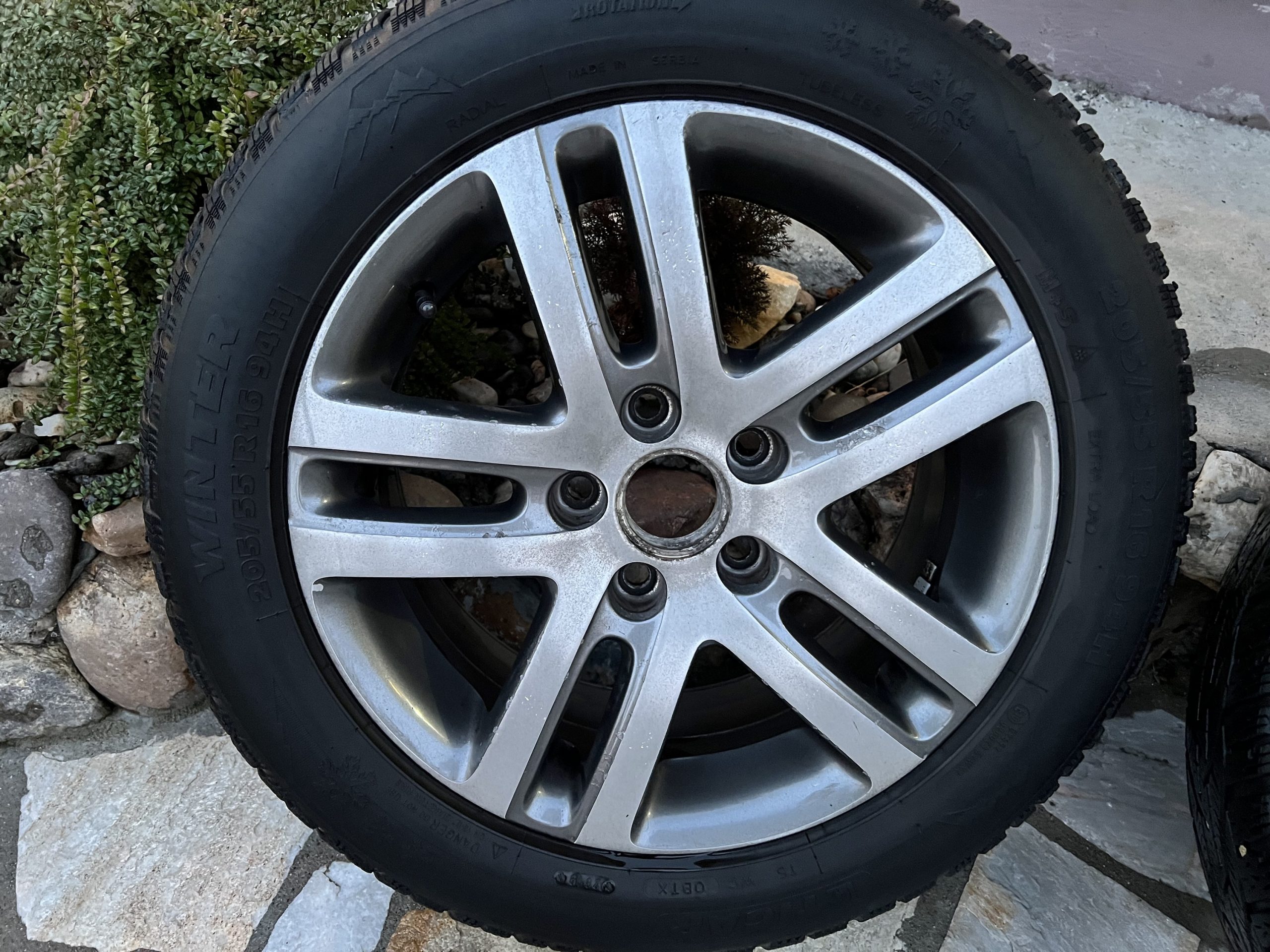 Alu felne 5×112 16″ sa gumama 205/55/16