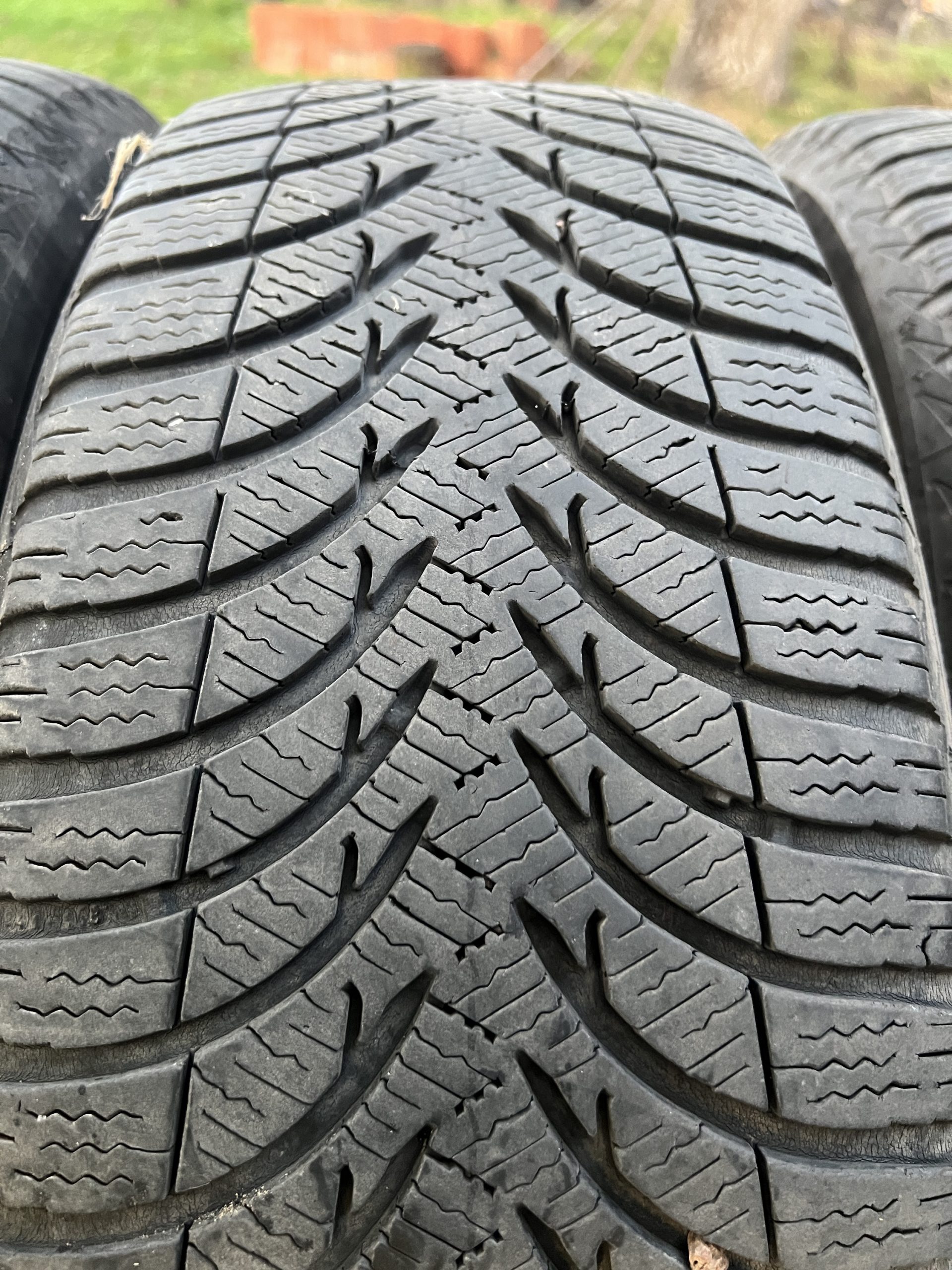 4 Michelin Alpin A4 gume 205/60/16 sa čeličnim felnama