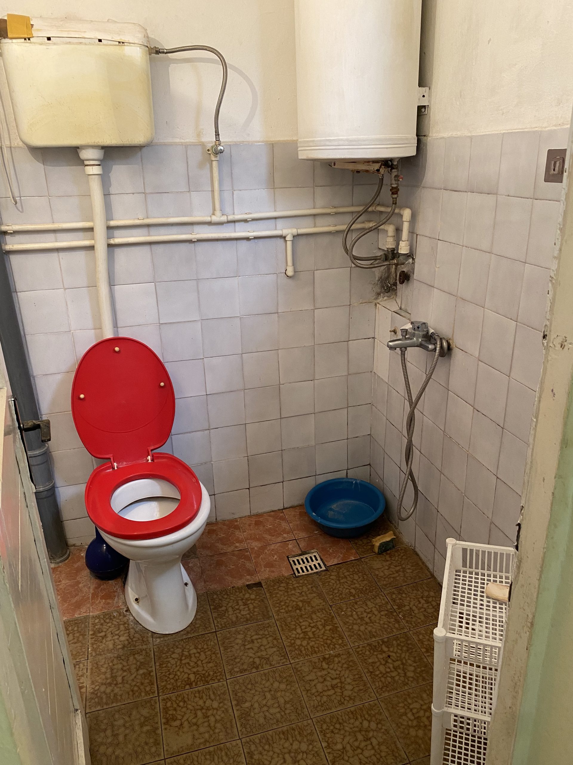 Izdajem namestenu sobu