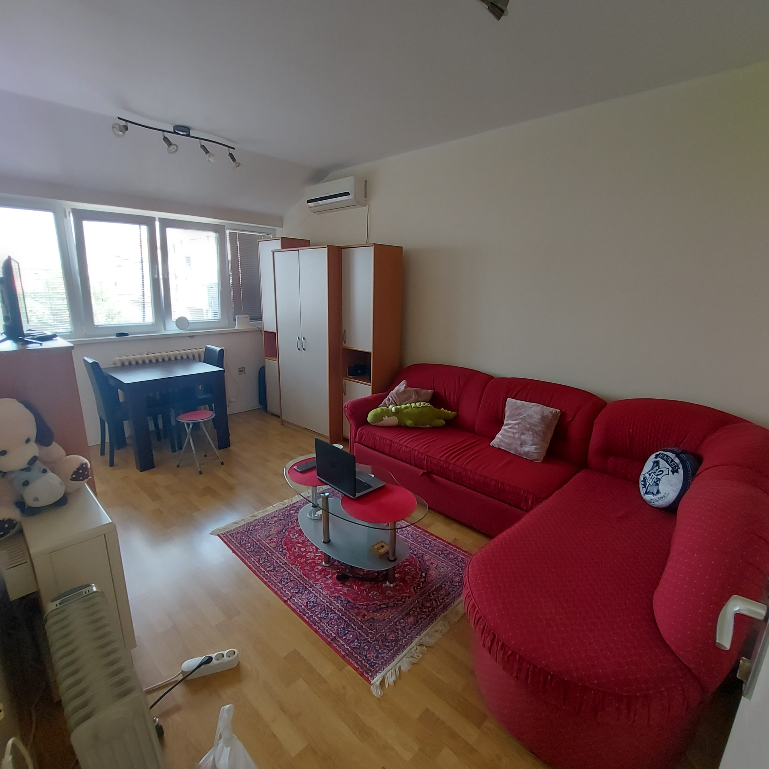 Izdajem garsojeru 27m²