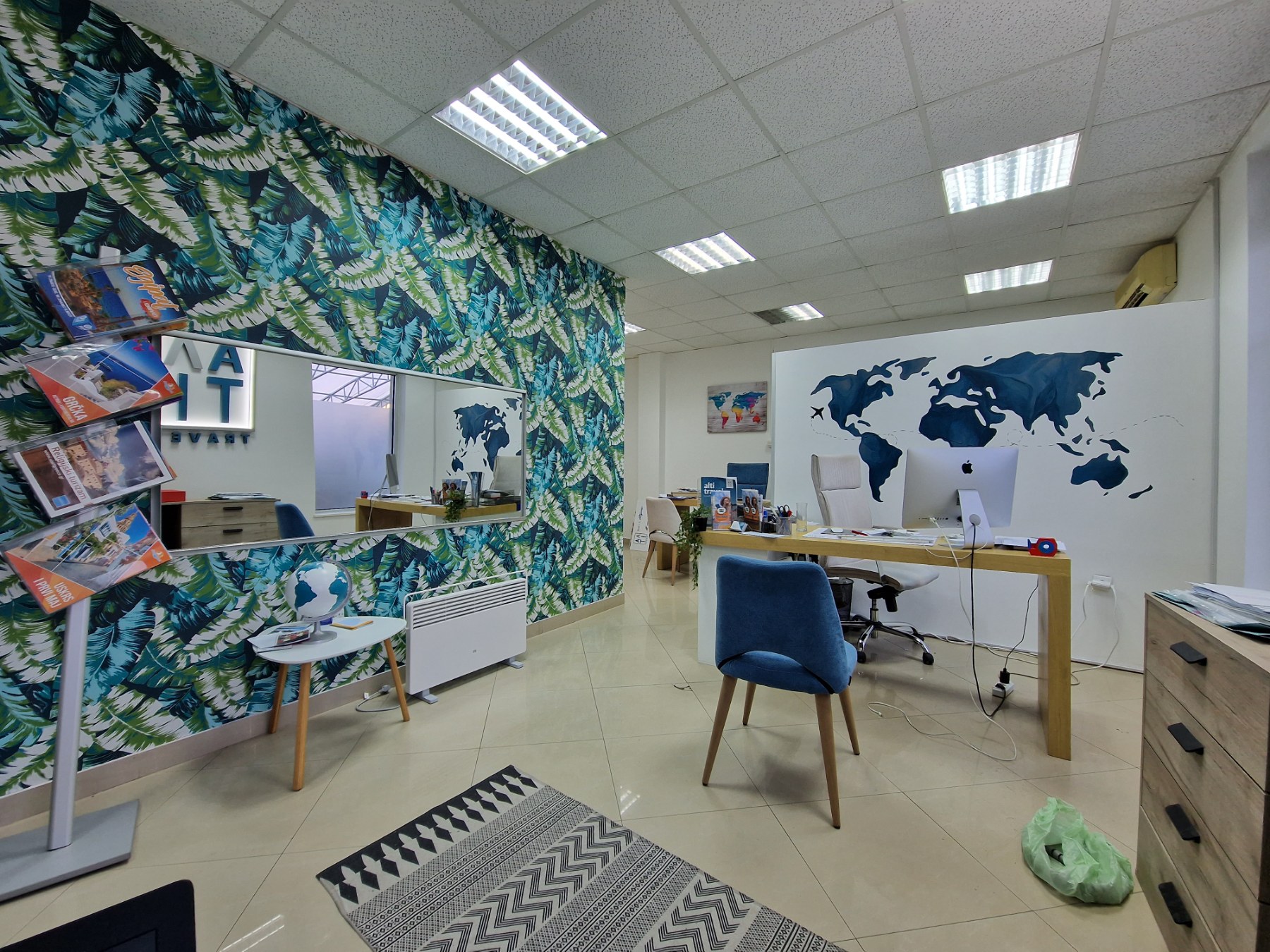 LOKAL 35M2, CENTAR, EXTRA ZONA–73.000 E