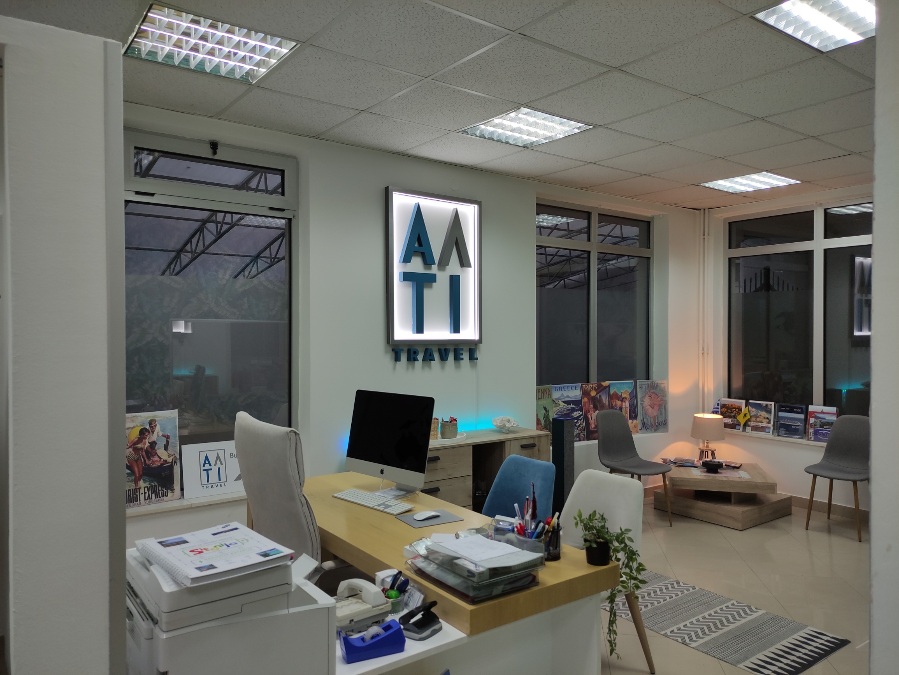 LOKAL 35M2, CENTAR, EXTRA ZONA–73.000 E