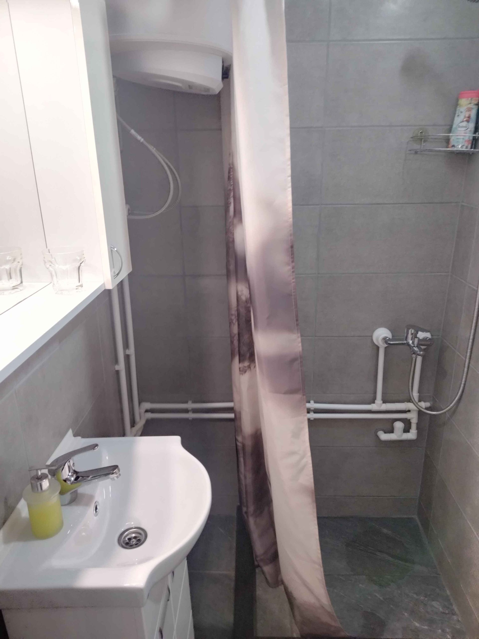 Garsonjera za izdavanje Erdoglija 170€, 21 m2