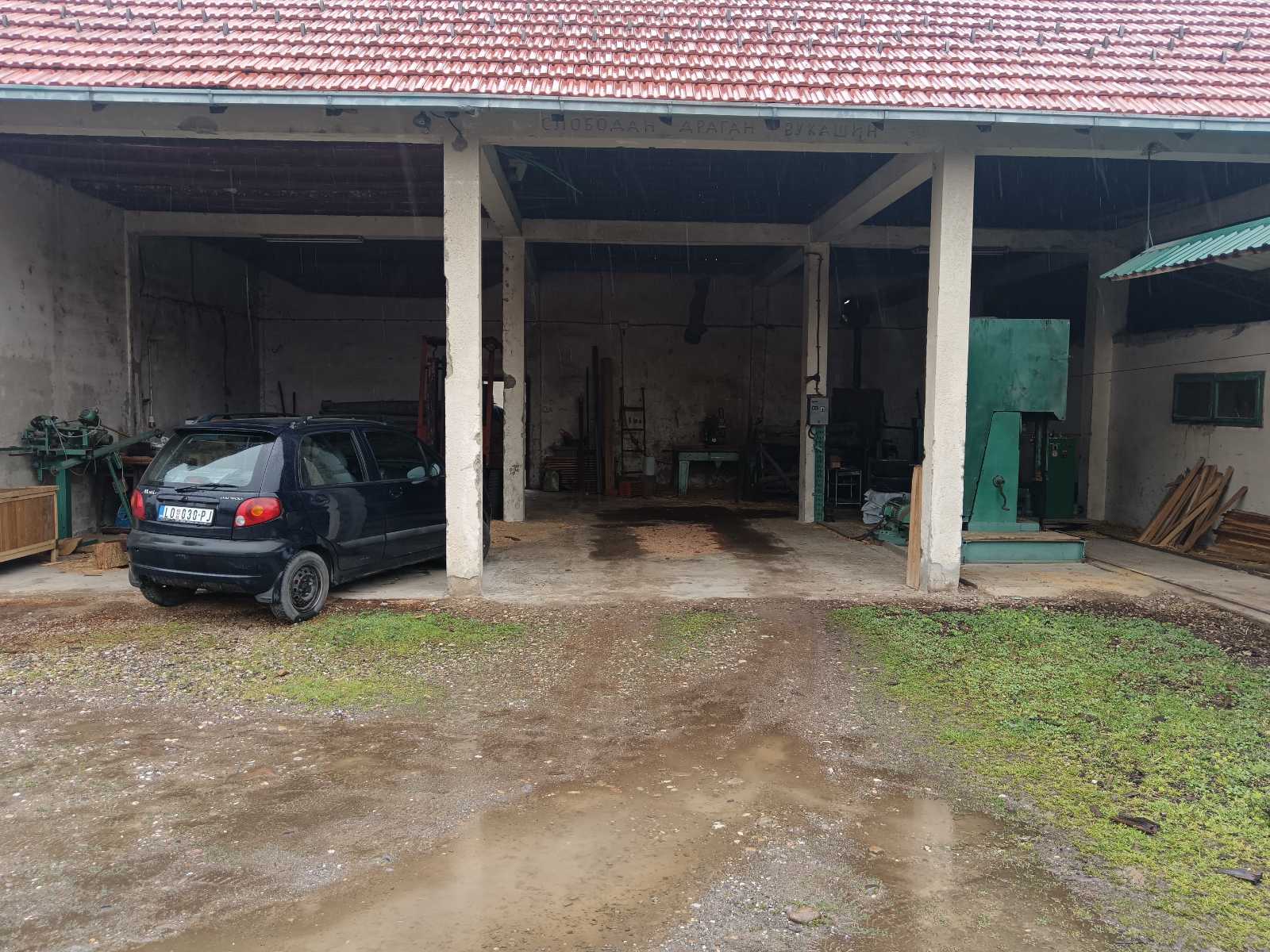 Plac i objekat u zakup – Loznica