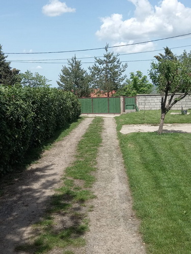 Avala, kragujevacki put. 200 m2, uknjizena 130.000 e