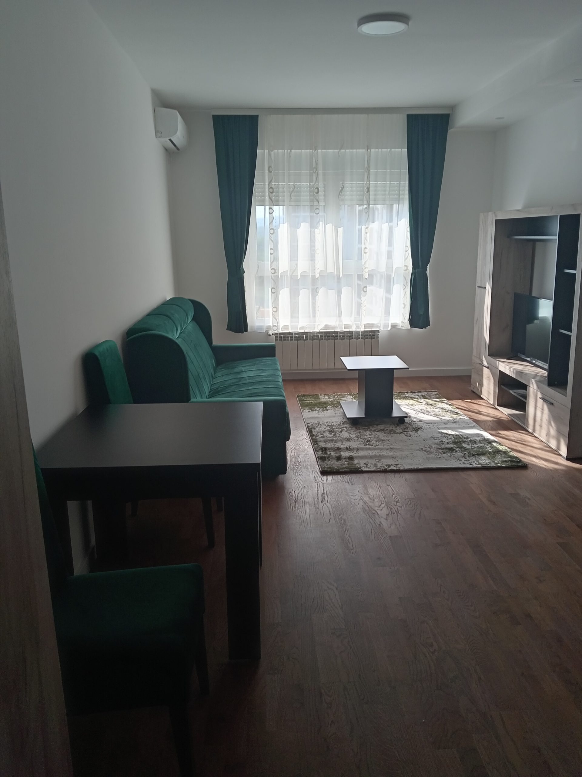 Izdajem garsonjeru 27m2 Novi bubanj