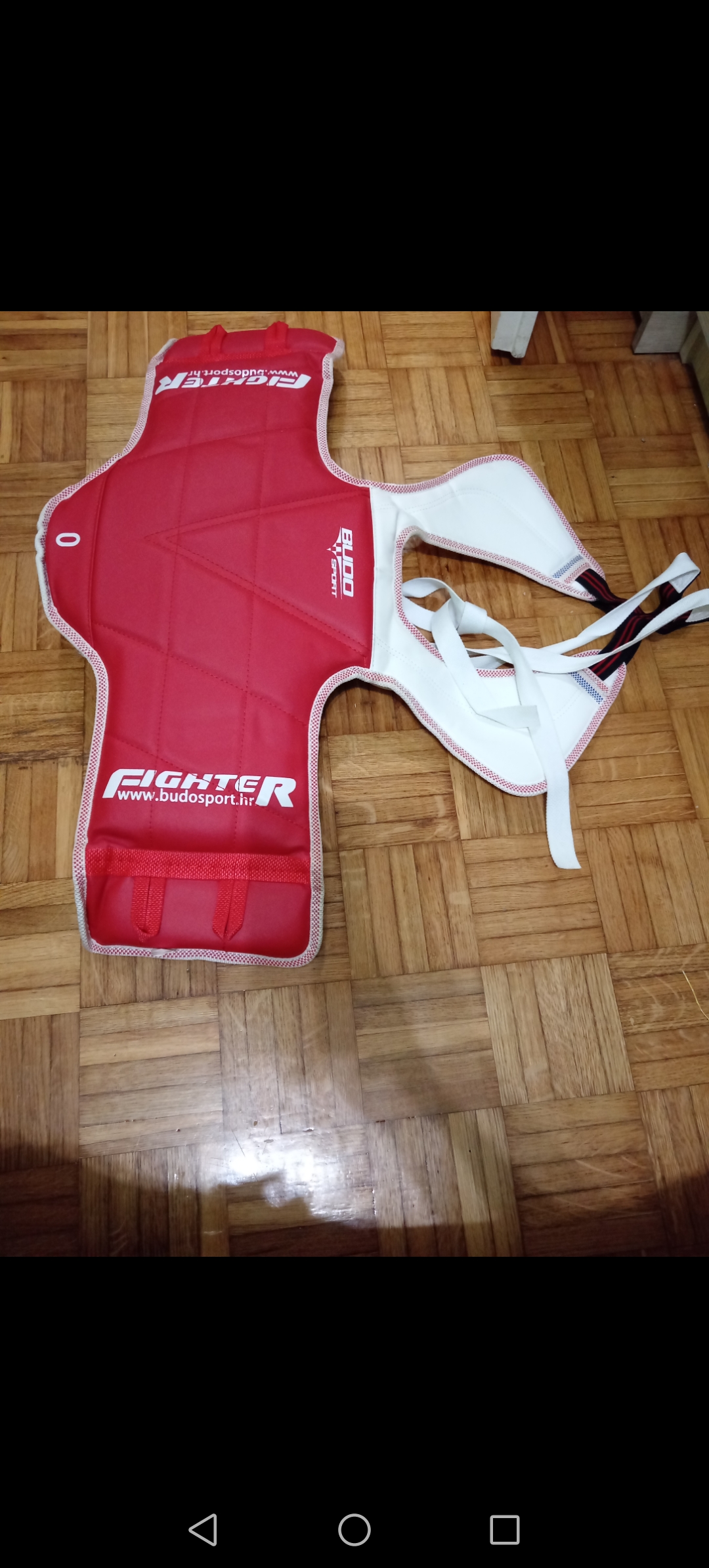 Prodajem opremu za taekwondo za dečaka