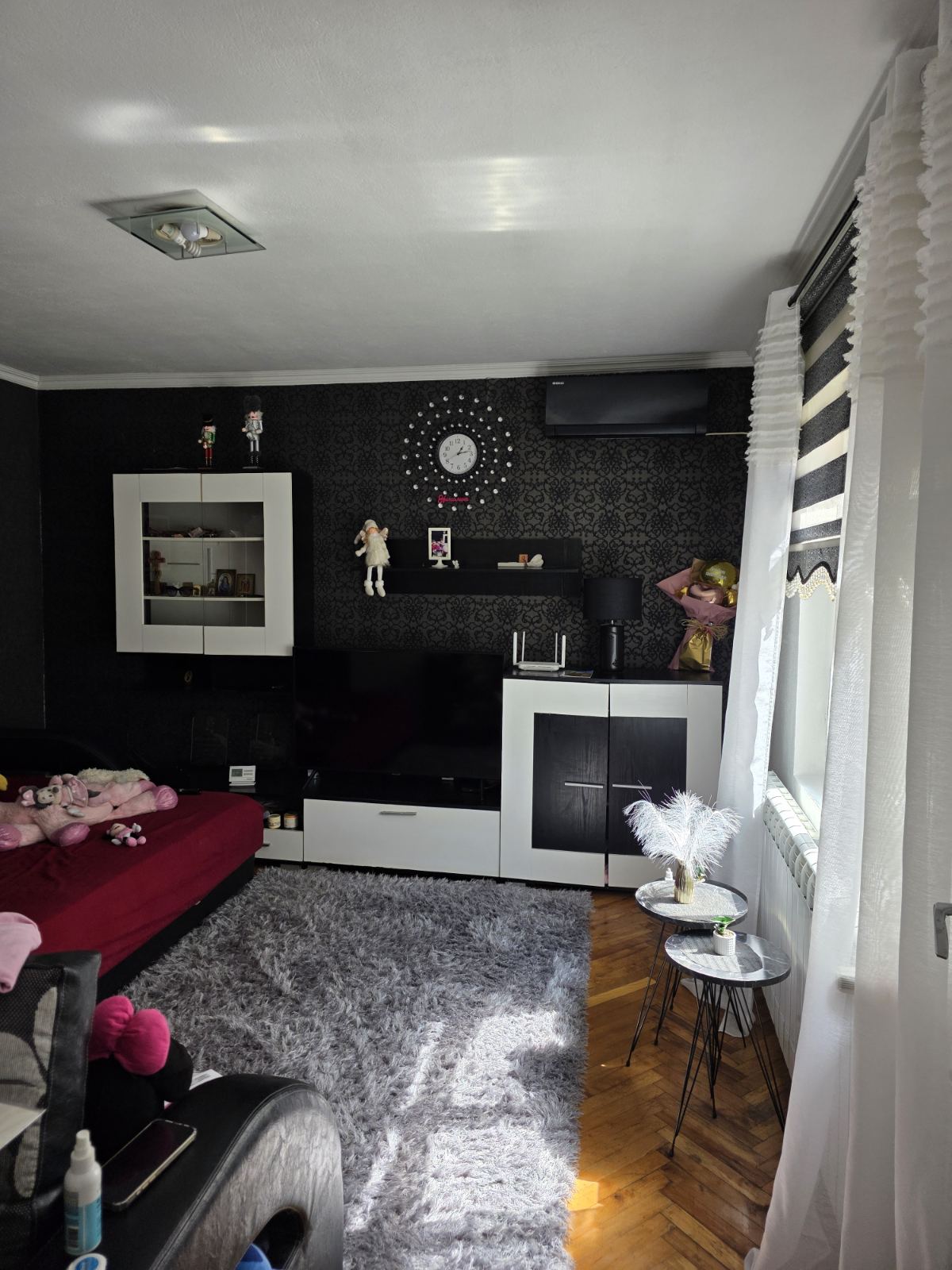 Kuca na prodaju moze i izdavanje-Cacak