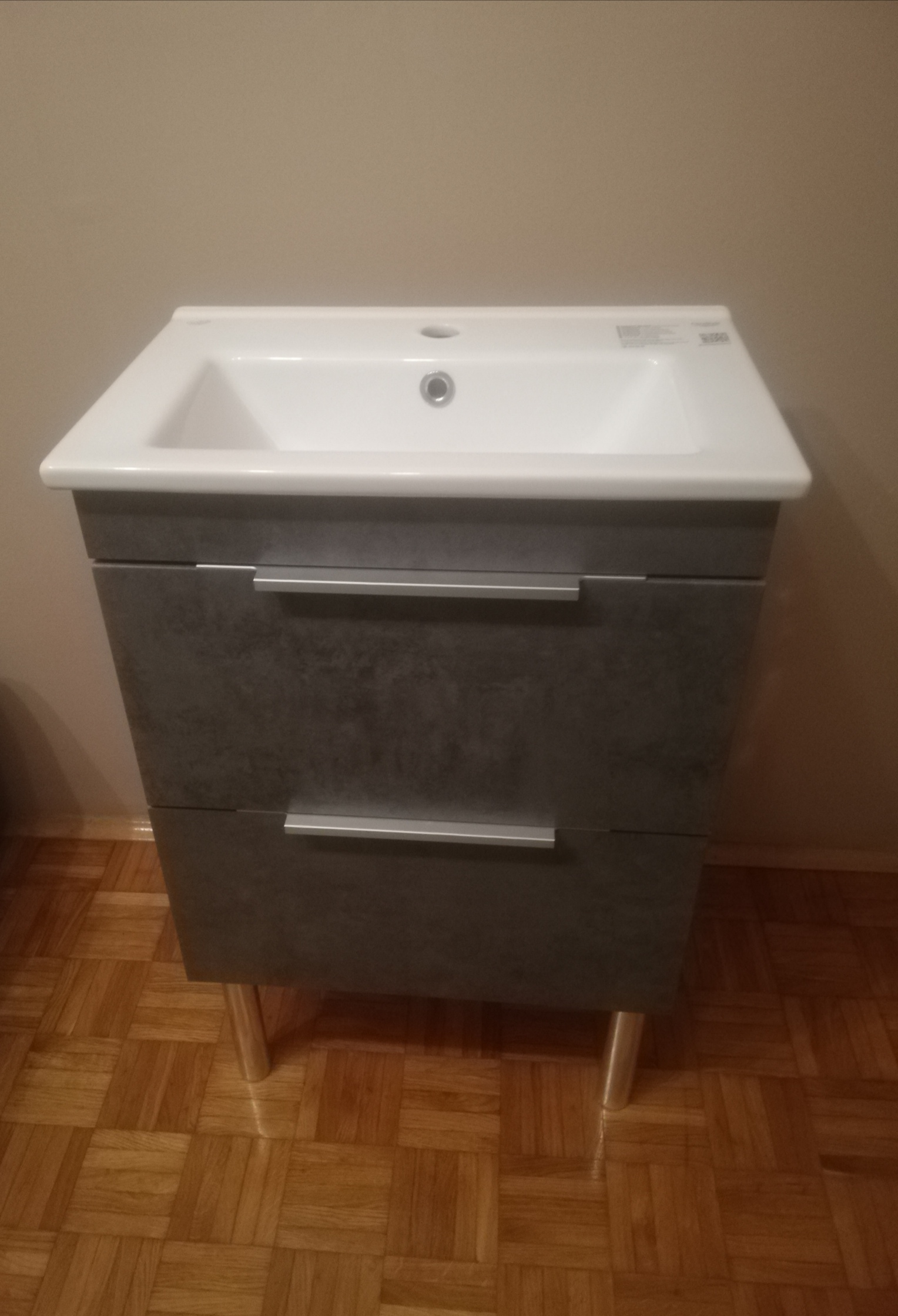 Lavabo sa ormarićem