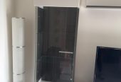 Prodaje se TV komoda sa 2 vetrine