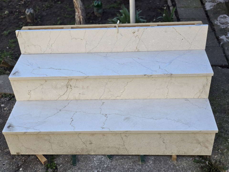 Veliki izbor stepenica spoljnih i unutrasnjih