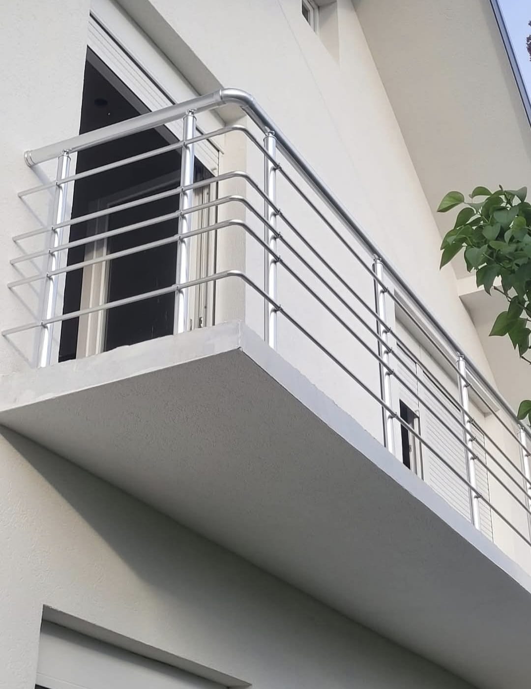 Izrada i ugradnja aluminijumskih ograda i kapija