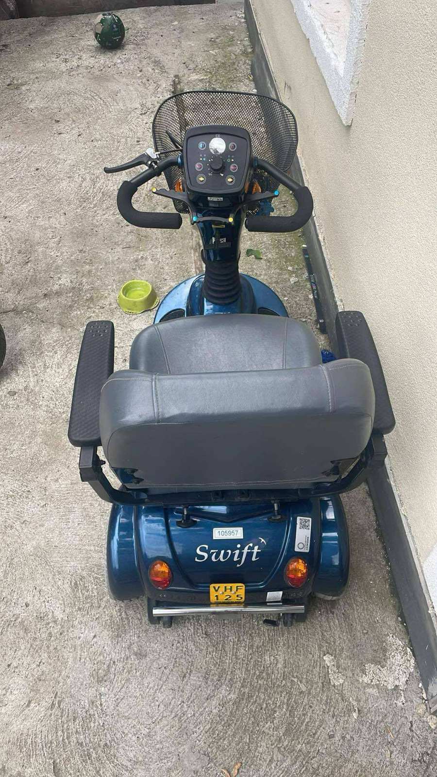 Invalidski skuter elektricni