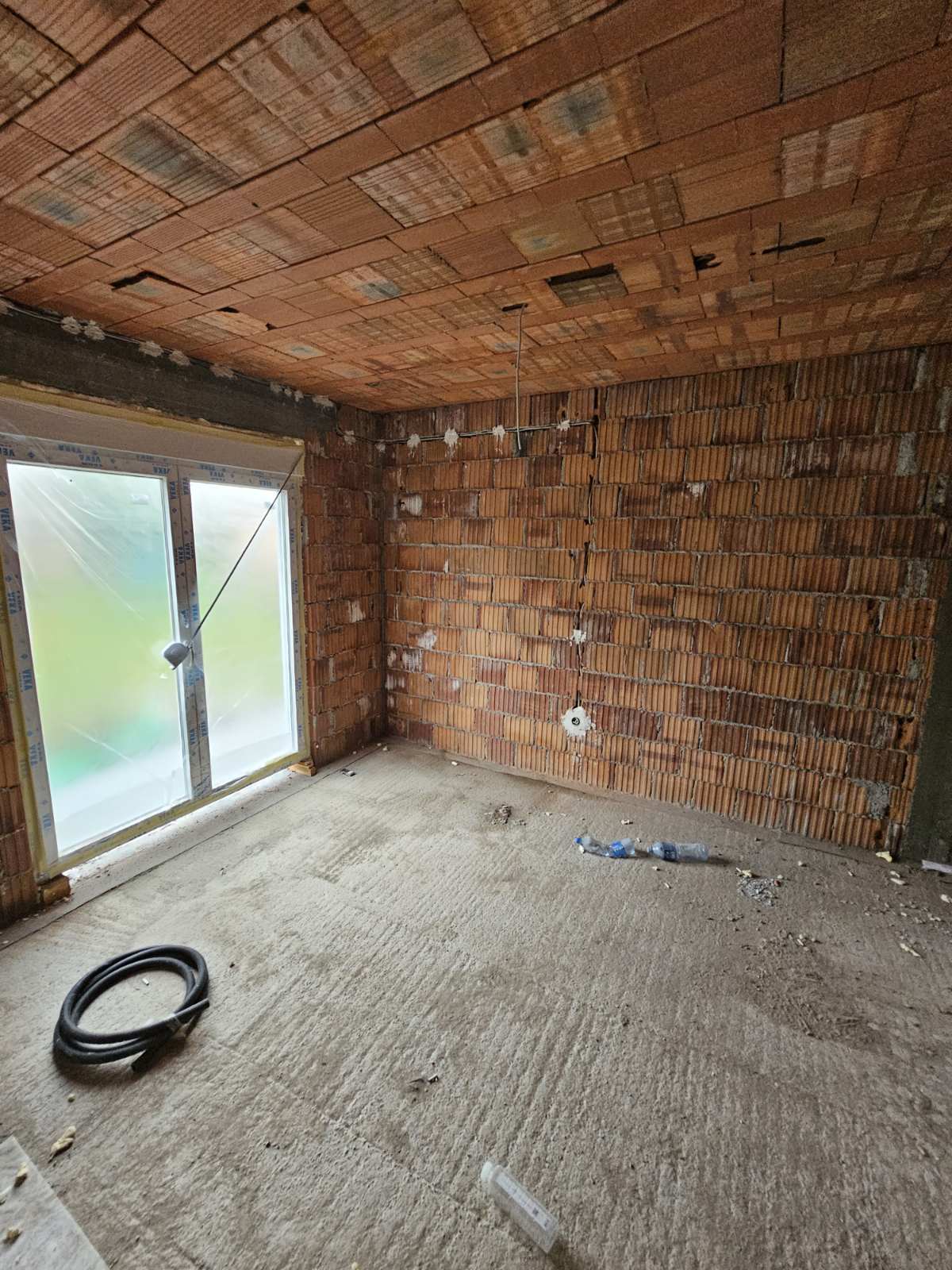 Mašinsko malterisanje–Brzo,kvalitetno i povoljno! | Tectorio