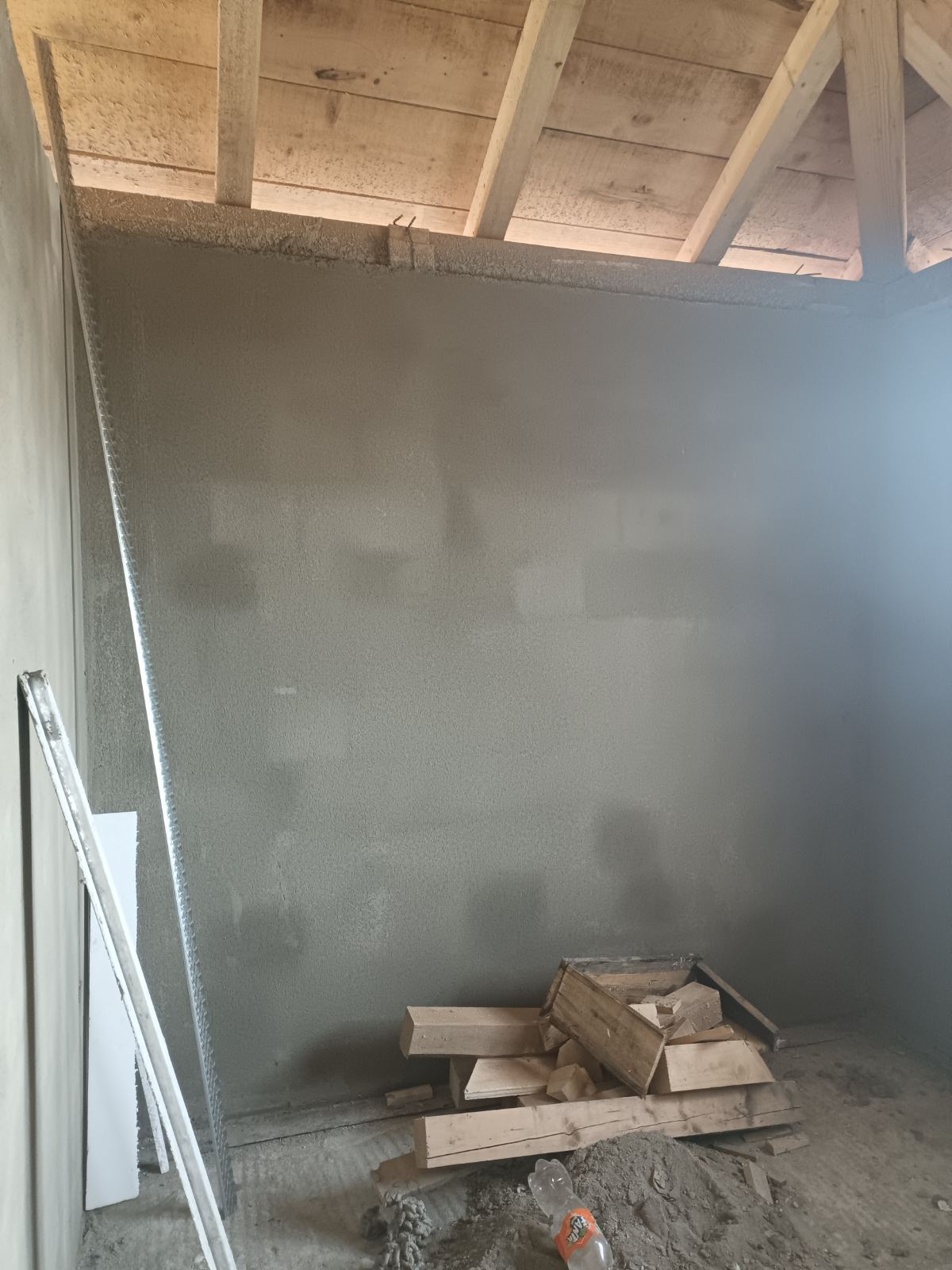 Mašinsko malterisanje–Brzo,kvalitetno i povoljno! | Tectorio