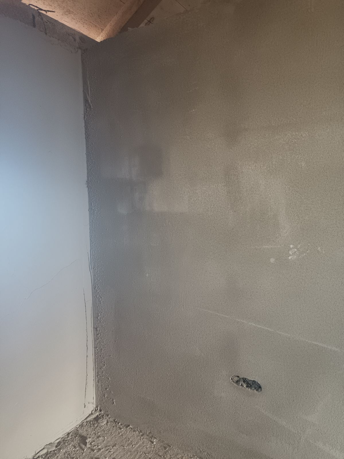 Mašinsko malterisanje–Brzo,kvalitetno i povoljno! | Tectorio