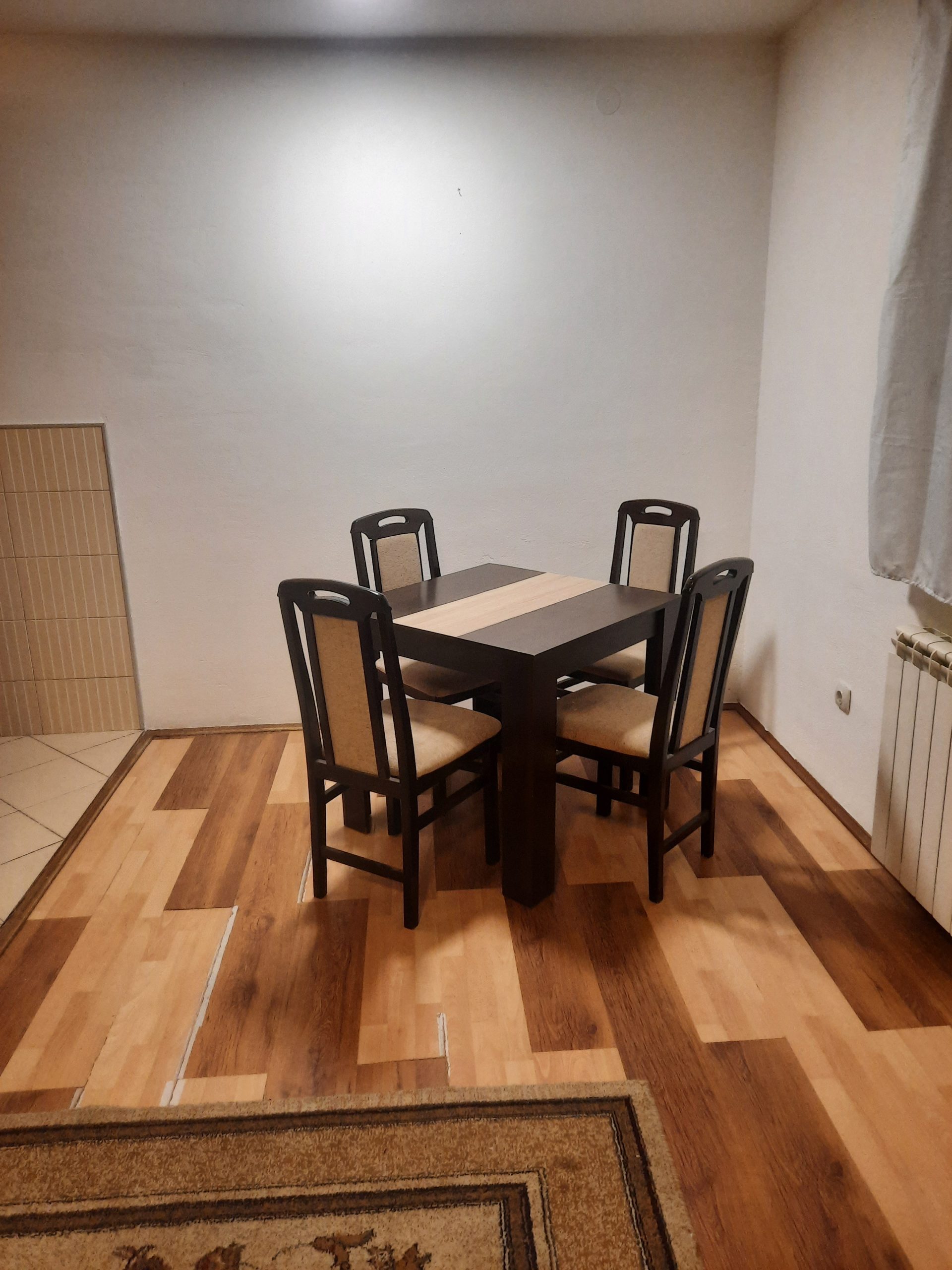 Izdajem trosoban stan u Erdogliji u Kragujevcu