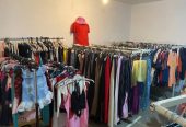 Prodajem preko 2500 komada garderobe