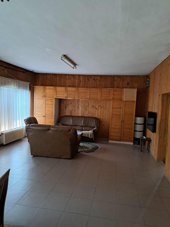 Kuća u Deču, opstina Pećinci