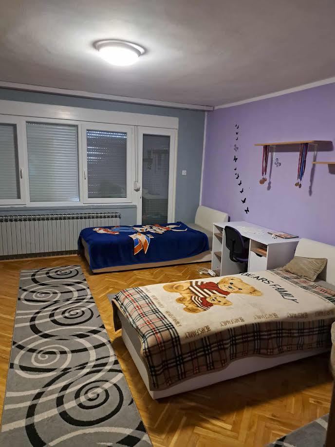 Kuća u Deču, opstina Pećinci