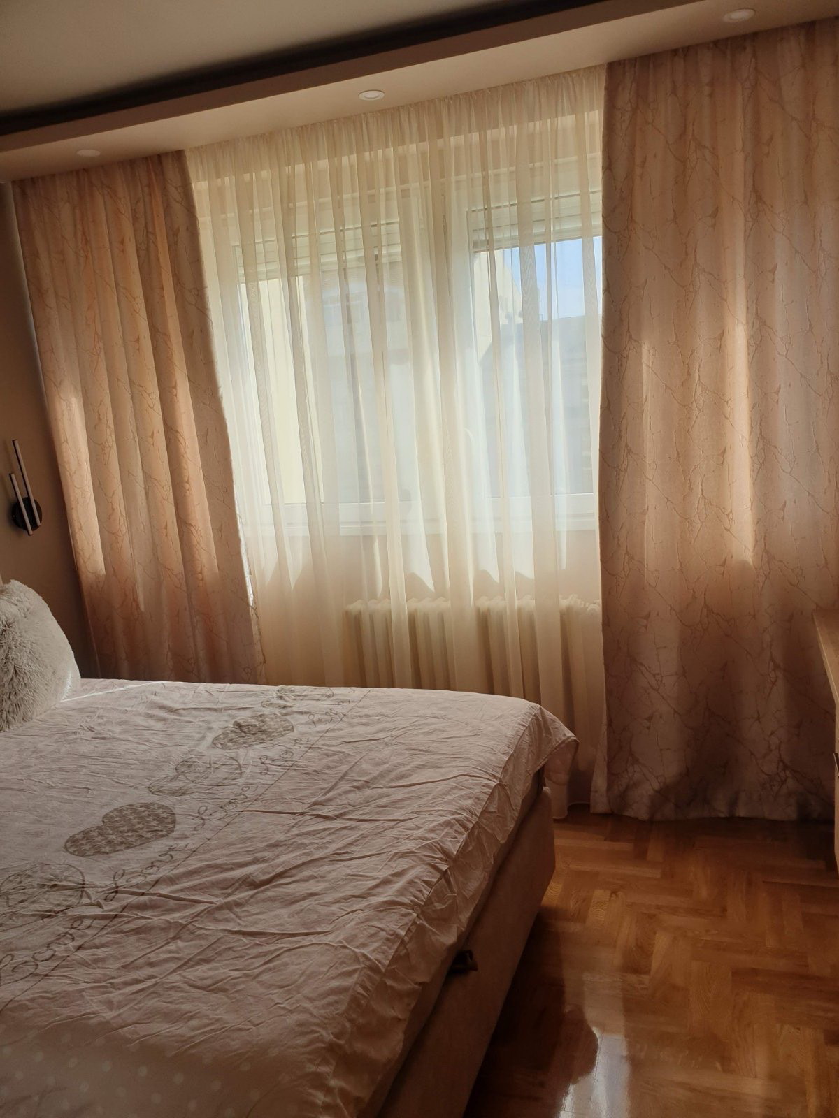 Izdaje se stan u Kneza Milosa
