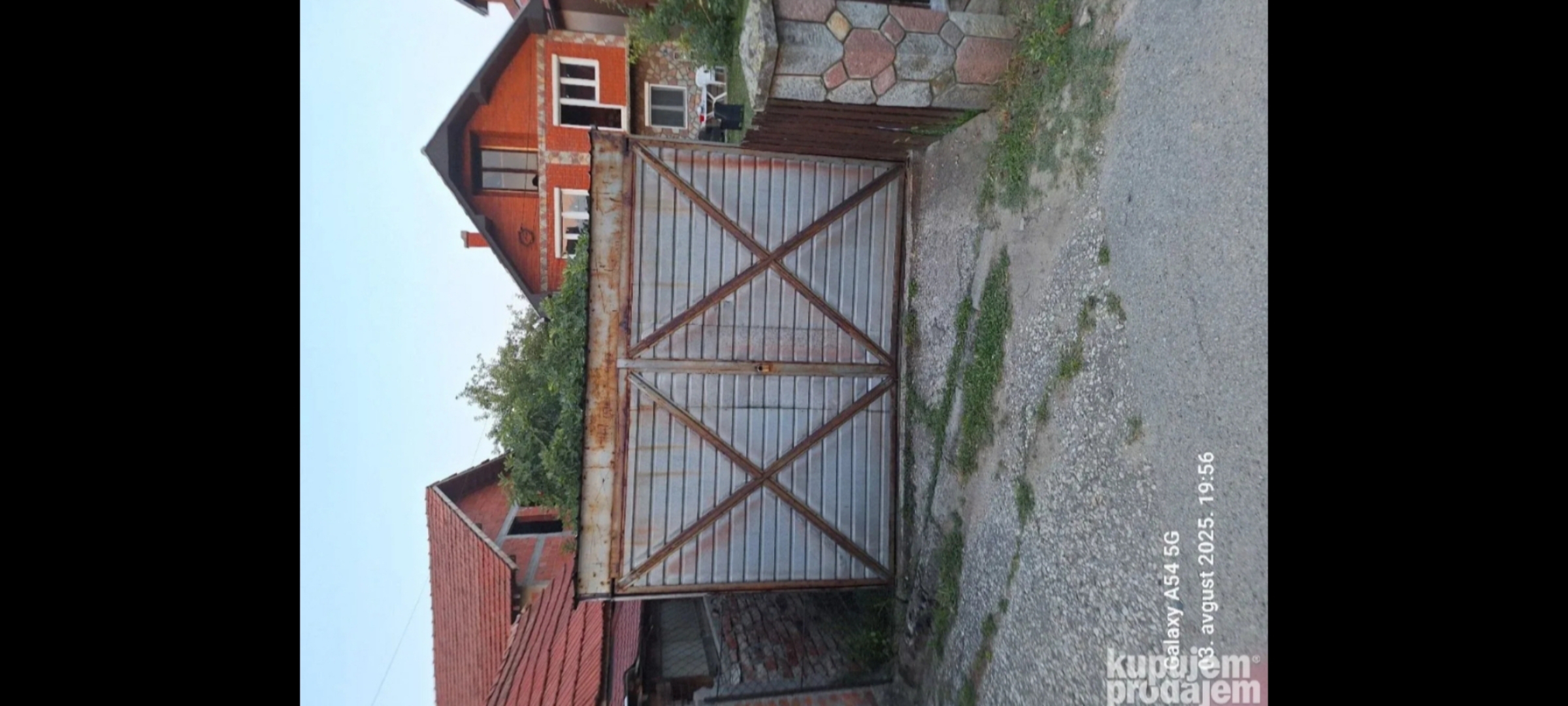 Prodajem garazu