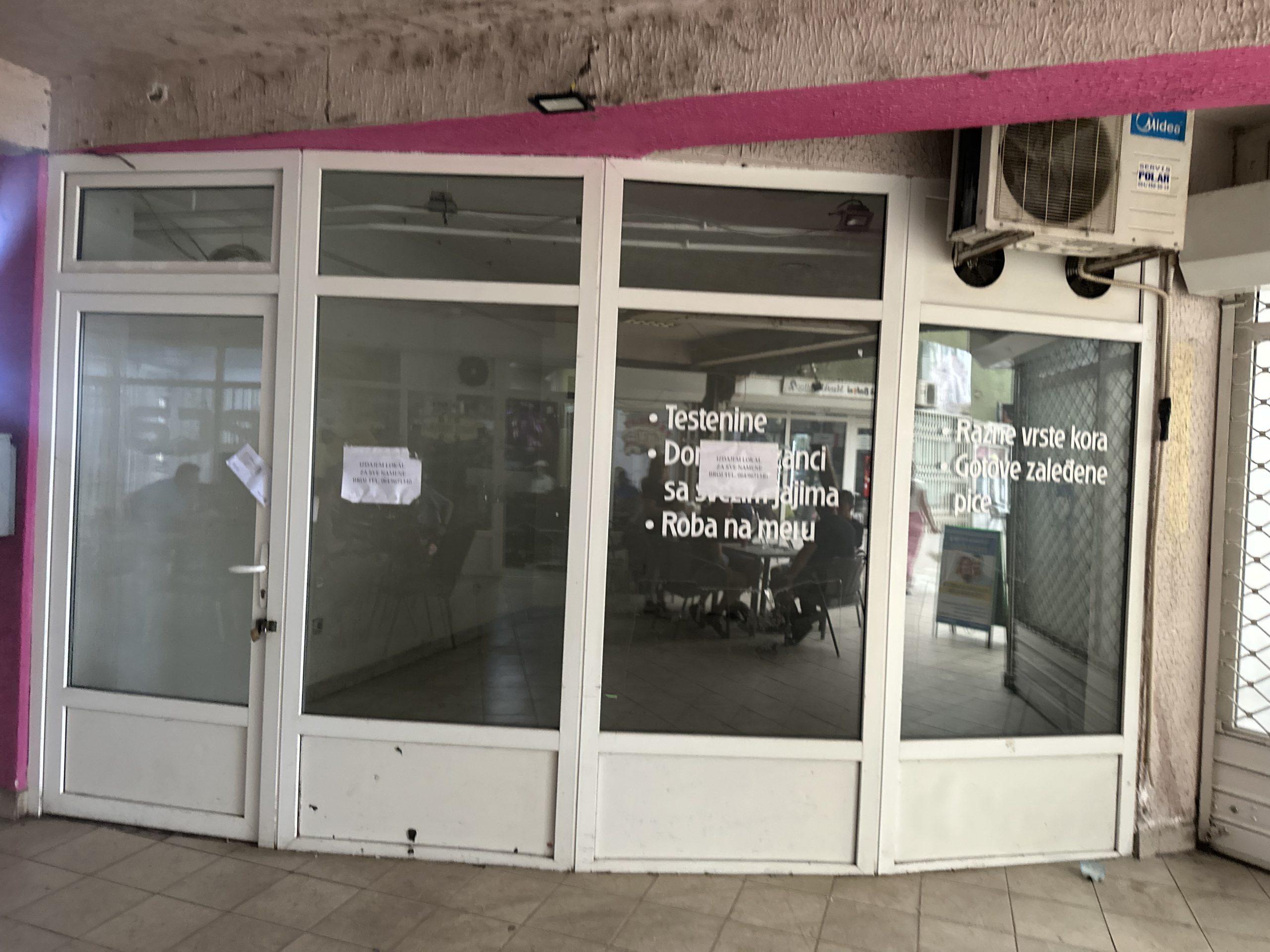 Izdajem lokal u TC Aerodrom