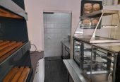 Izdajem opremljen lokal u Inđiji od 100m2,