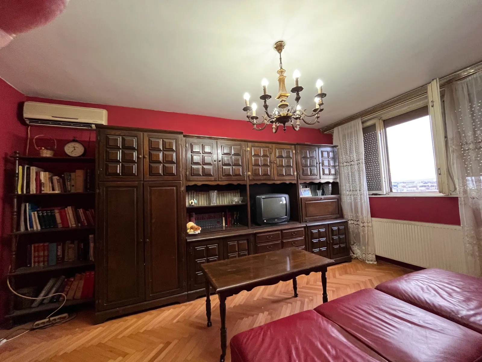 Stan, Grada Sirena, Kragujevac, Centar, 3.0 trosoban, 61 m²