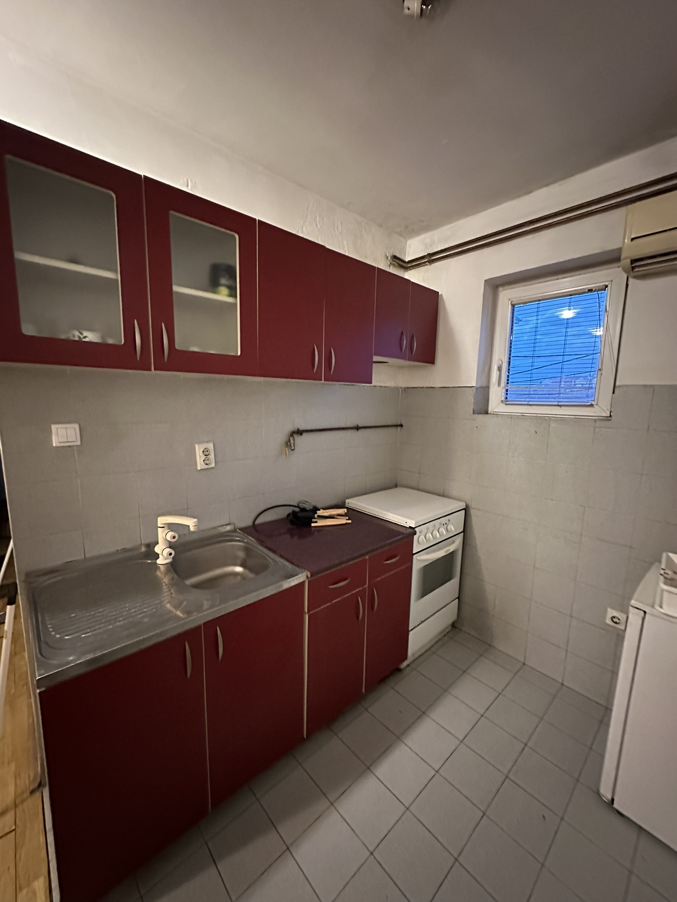 Dvosoban stan na VASARISTU