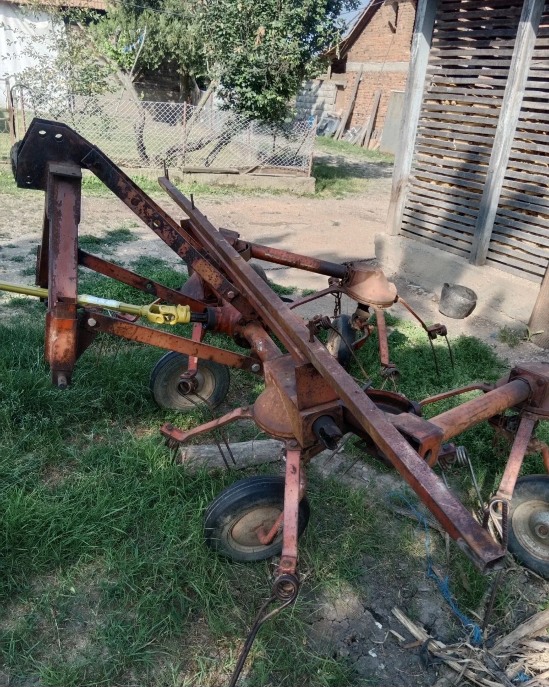 Rasturac Far – priključna masina