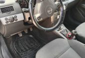 Opel astra katavan. 2006. godiste