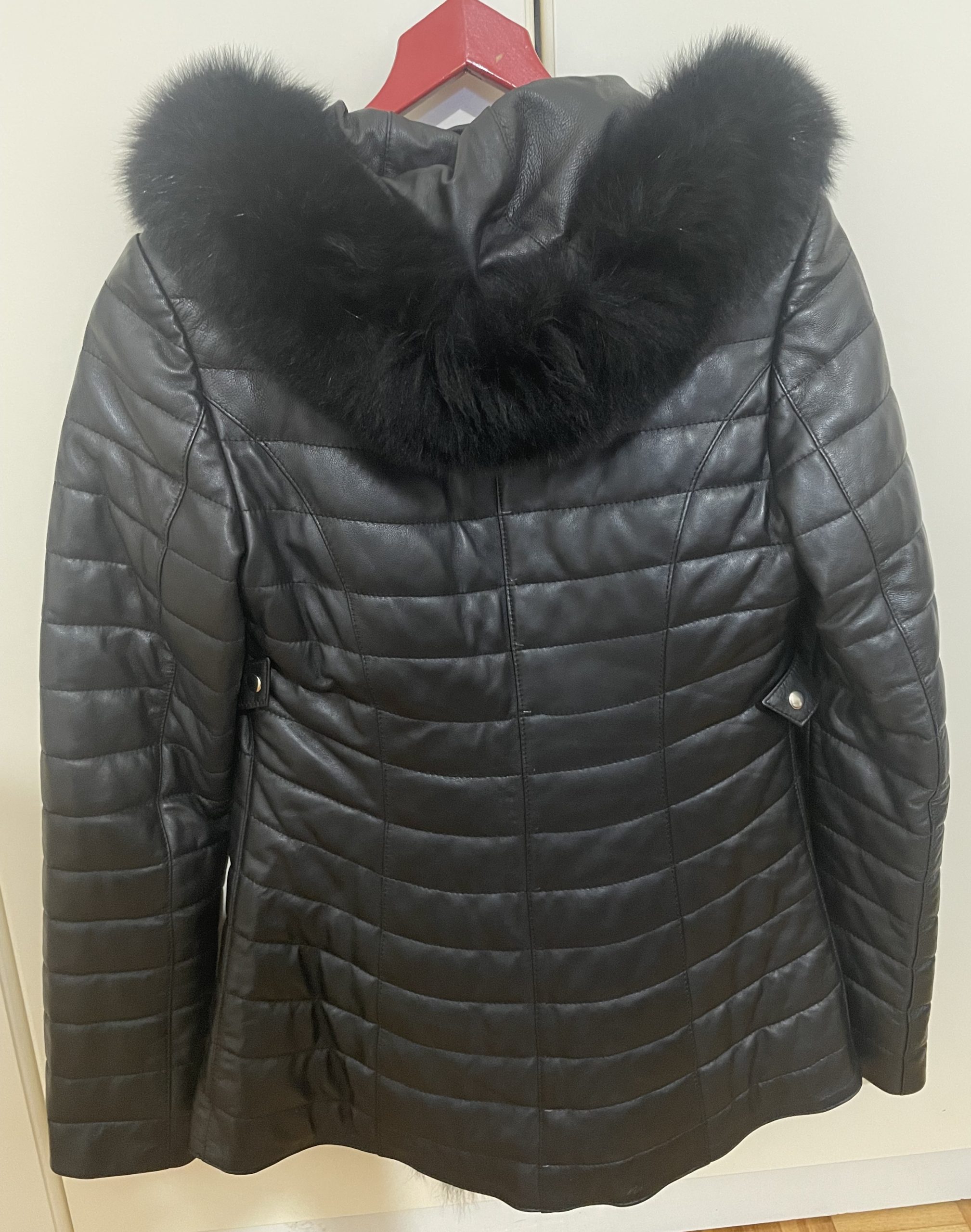 Kozna jakna sa krznom