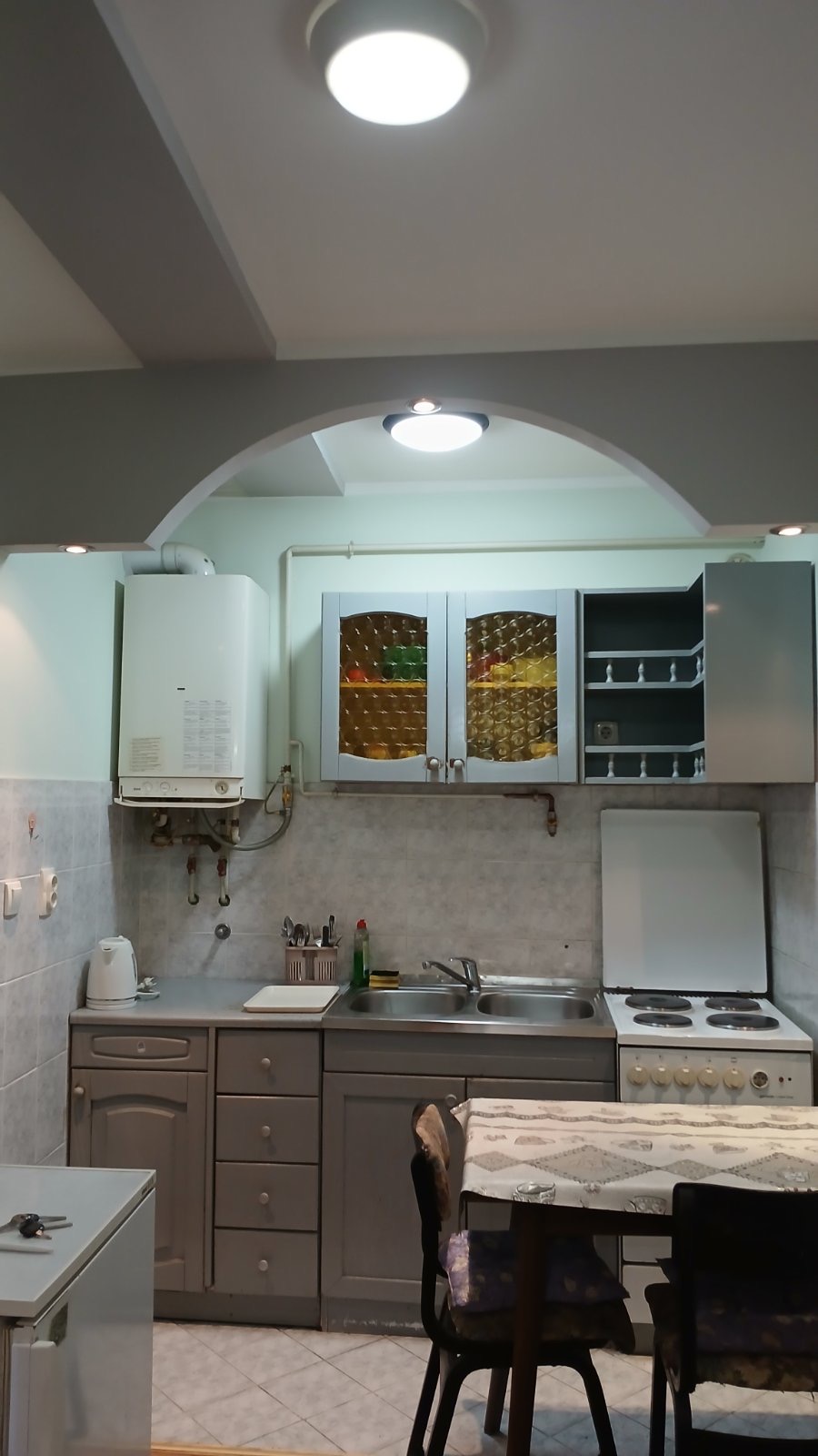 Izdajem namesten stan u Gušićevoj