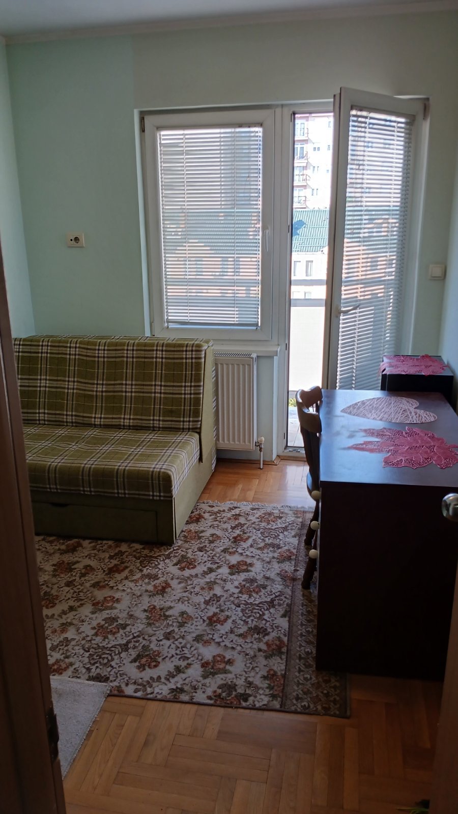 Izdajem namesten stan u Gušićevoj