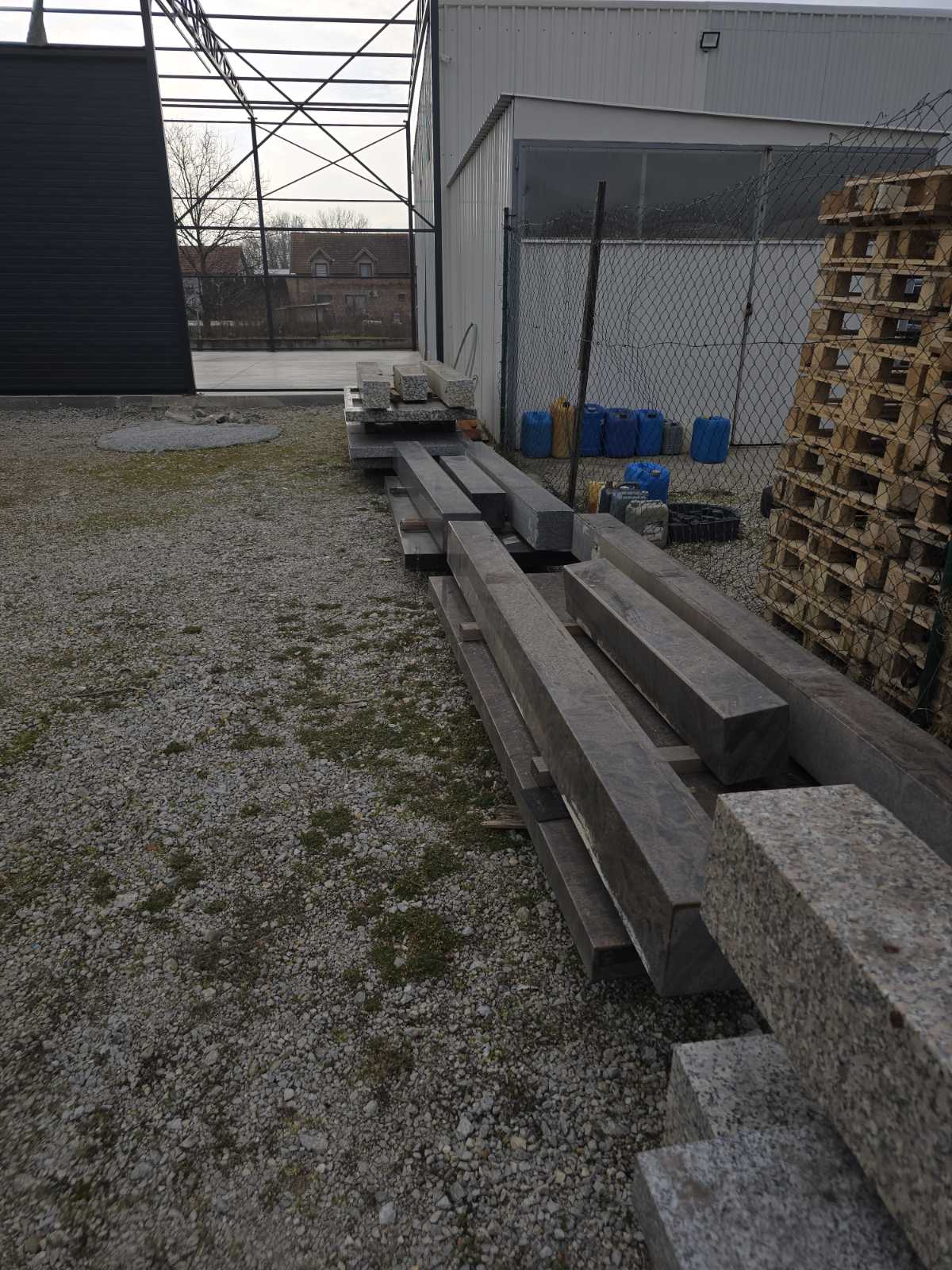 Veliki izbor granita svih vrsta i debljina povoljno