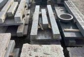 Na prodaju 30 m3 granitnih ploca, stubova,