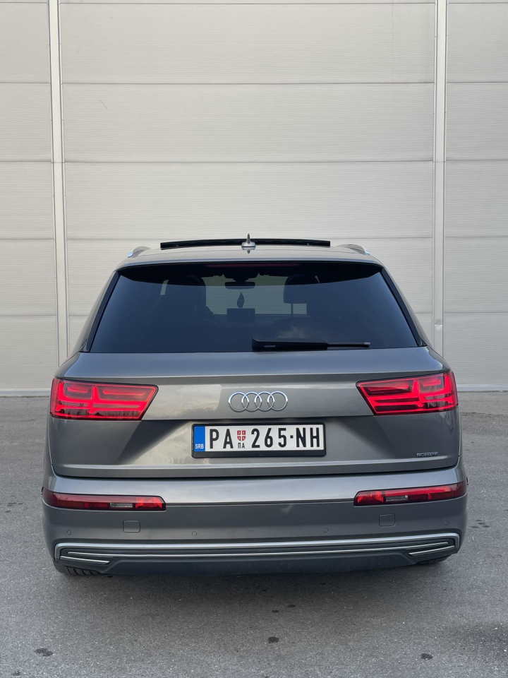 Audi Q7 e tron 2016 god hibrid dizel/struja