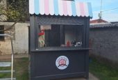 Na prodaju, kiosk/tezga dimenzije 2x1m i visine 260 cm