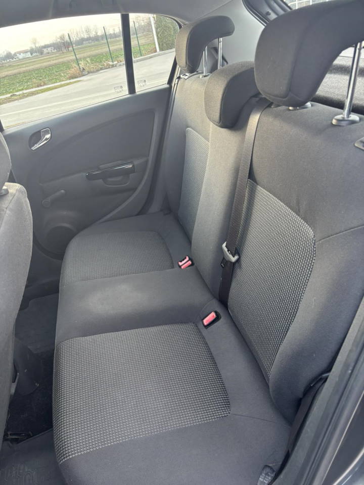 Opel Corsa D 1.2 2011. god