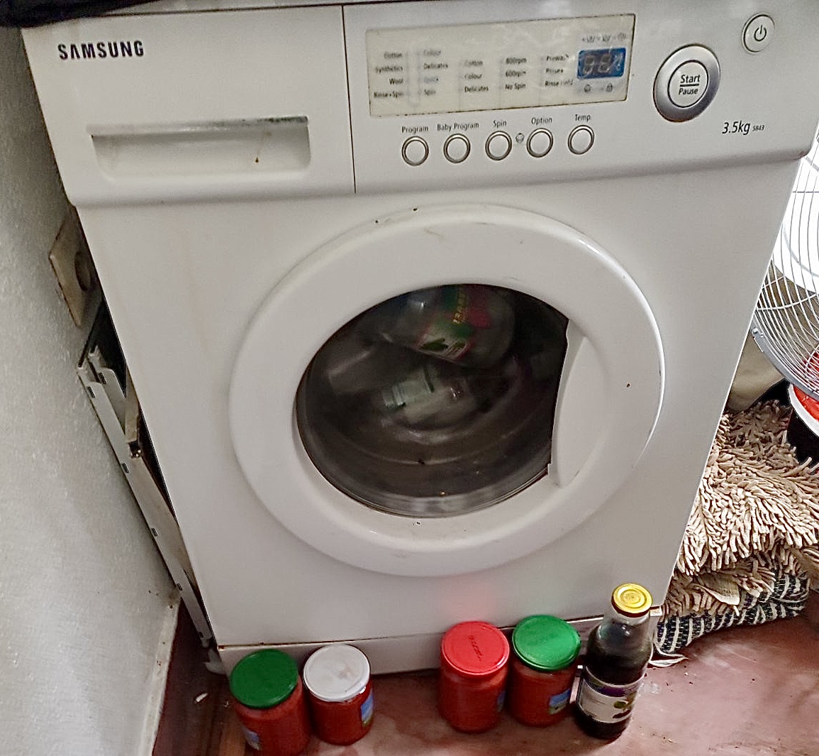 Veš mašina, Frižider, Šporet