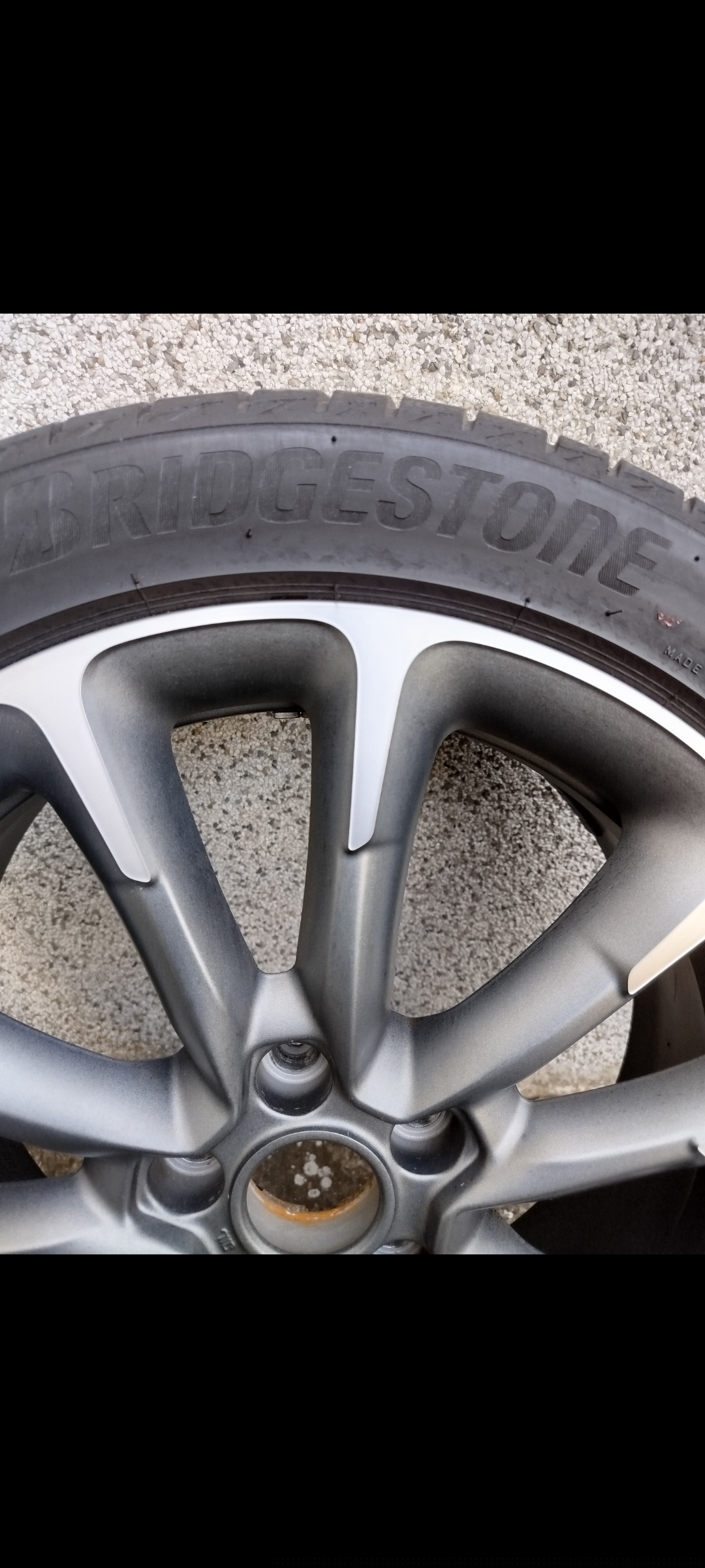 Fabričke alu felne i gume Fiat 500x