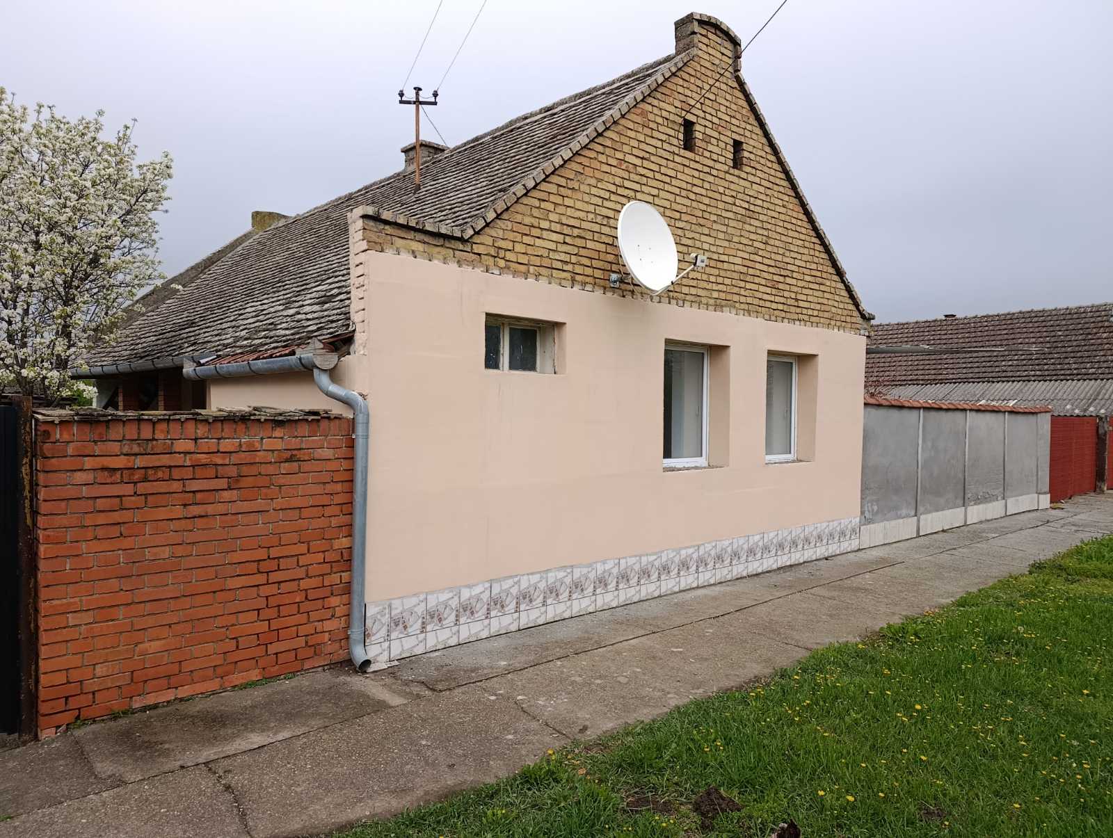 Na prodaju kuća u Bačkom Gradistu