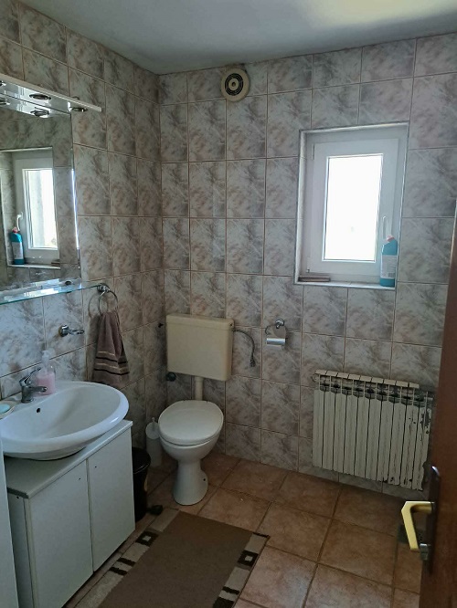 Kuća u Deču, opština Pećinci