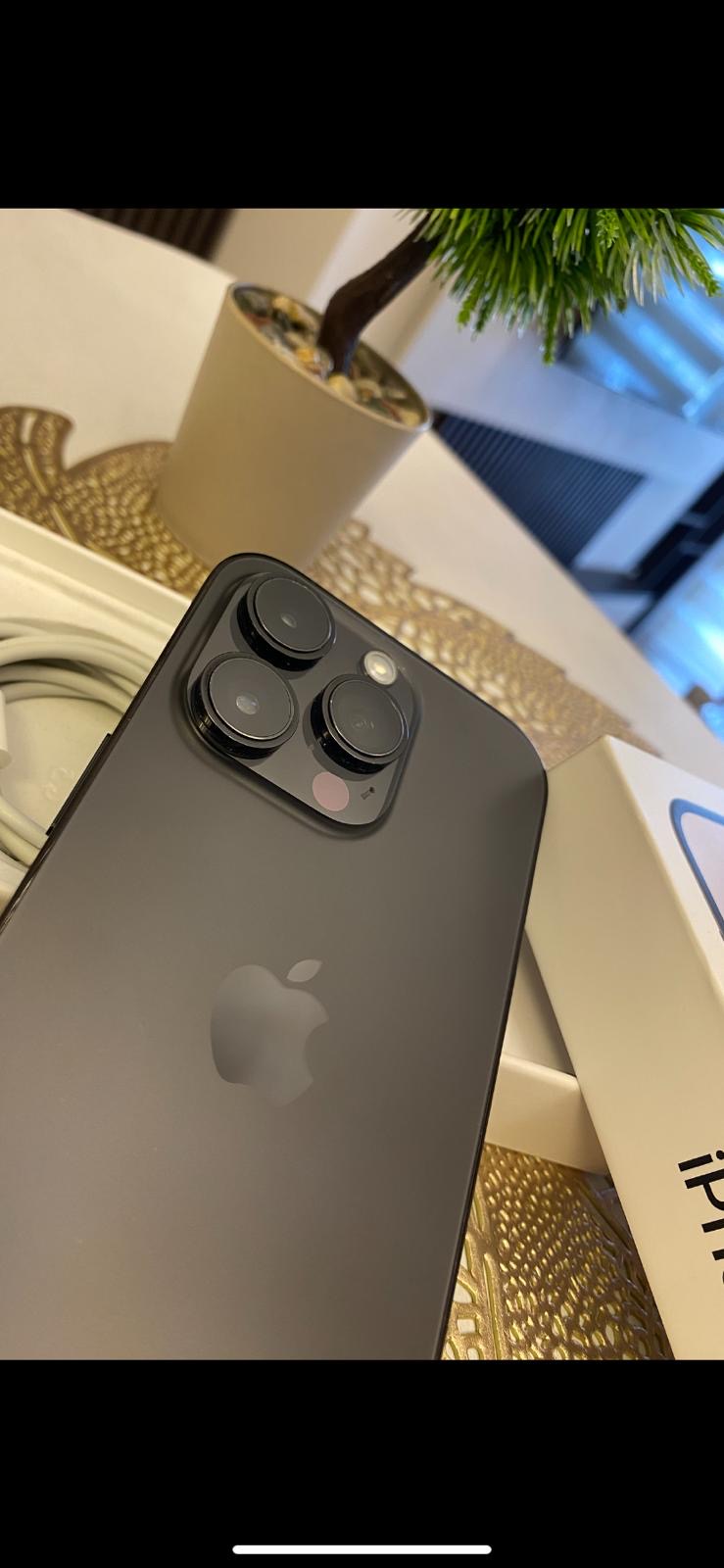 Prodajem IPhone 14 pro(256gb)