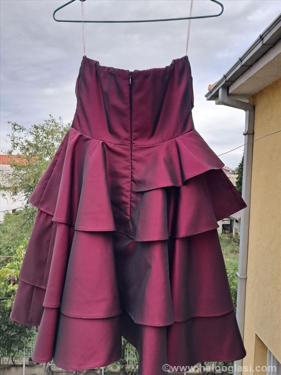 Prodajem matursku haljinu