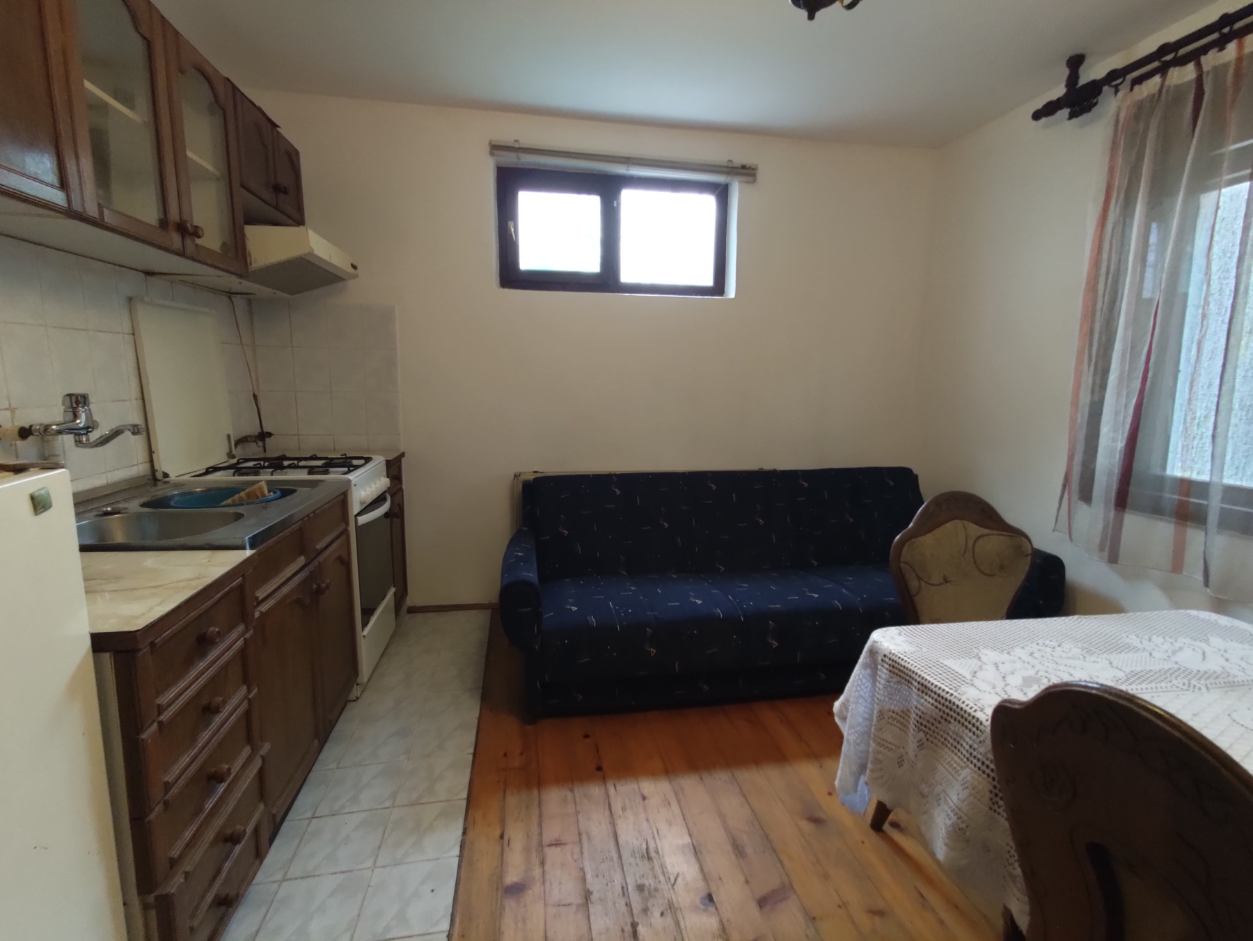 Izdaje se jednokrevetna soba na Aerodromu