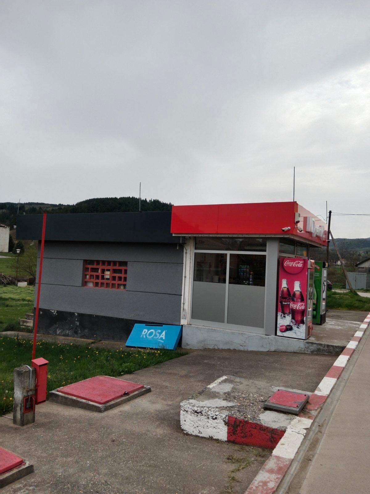 Na prodaju dve Benzinske pumpe