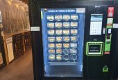Prodajem vending mašinu TCN za prodaju raznih proizvoda, dimenzije 170 x 195 x 100