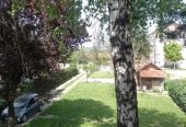 Avala, blizu megamarketa Koka Mar, 200 m2